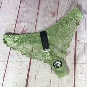 Mamia Green Floral Lace Thong Panty - Size XL